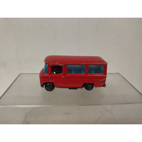 MERCEDES-BENZ L406 ROJO apx 1:64 GUISVAL VINTAGE NO BOX