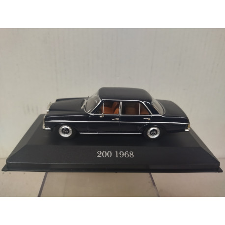 MERCEDES-BENZ W114/115 200 1968 DARK BLUE 1:43 ALTAYA IXO