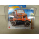 MERCEDES-BENZ UNIMOG U1300L ORANGE 1/10 DIRT 1:64 HOT WHEELS