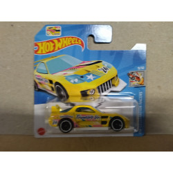 24/SEVEN YELLOW 9/10 CELEBRATION RACERS 1:64 HOT WHEELS