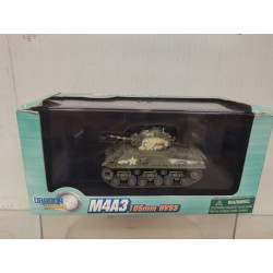 M4 A3 SHERMAN 1945 105mm HVSS OKINAWA WW 2 1:72 DRAGON ARMOR