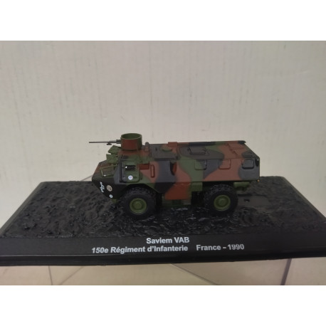 SAVIEM VAB 1990 150e REG INF FRANCE 1:72 ALTAYA IXO