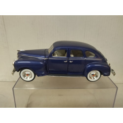 PLYMOUTH 1941 BLUE 1:32 ROAD SIGNATURE DEFECT/NO BOX