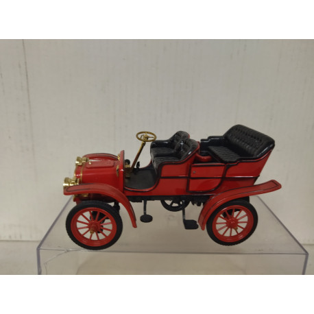 CADILLAC MODEL M 1907 RED 1:32 ROAD SIGNATURE DEFECT/NO BOX