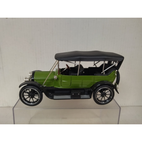 CADILLAC TOURING 1913 GREEN 1:32 ROAD SIGNATURE NO BOX