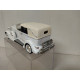 CADILLAC TOWN CAR 1933 WHITE 1:32 ROAD SIGNATURE NO BOX