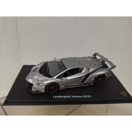 LAMBORGHINI VENENO 2013 SILVER 1:43 CENTAURIA IXO