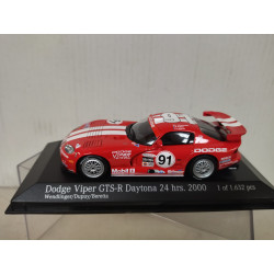 DODGE VIPER GTS-R 2000 24 H DAYTONA WENDLINGER-DUPUY-BERETTA 1:43 MINICHAMPS