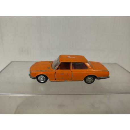 BMW 2800 ORANGE 1:66/apx 1:64 SCHUCO 301830 NO BOX