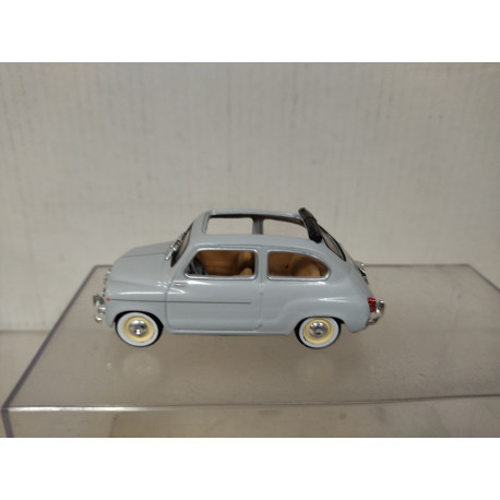 SEAT 600 D 1964 DESCAPOTABLE 1:43 SALVAT SOLIDO NO BOX