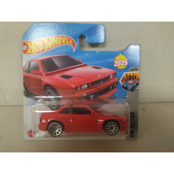 MASERATI SHAMAL RED 4/5 METRO 1:64 HOT WHEELS