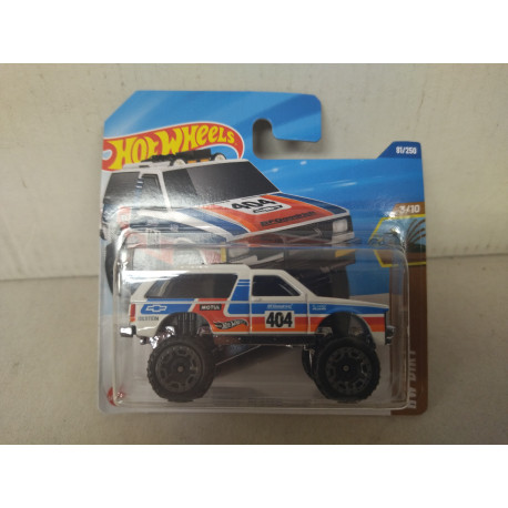 CHEVROLET BLAZER 4X4 WHITE/BLUE 3/10 DIRT 1:64 HOT WHEELS