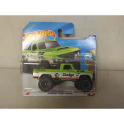 DODGE (W500) POWER WAGON 1970 GREEN 2/10 DIRT 1:64 HOT WHEELS