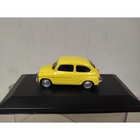 FIAT 600D 1955 YELLOW (SEAT 600) 1:43 DeAGOSTINI IXO CAJA NO ORIGINAL