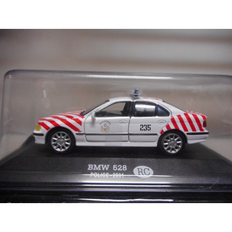 BMW 528 2001 TAIWAN POLICE 1:43 DeAGOSTINI