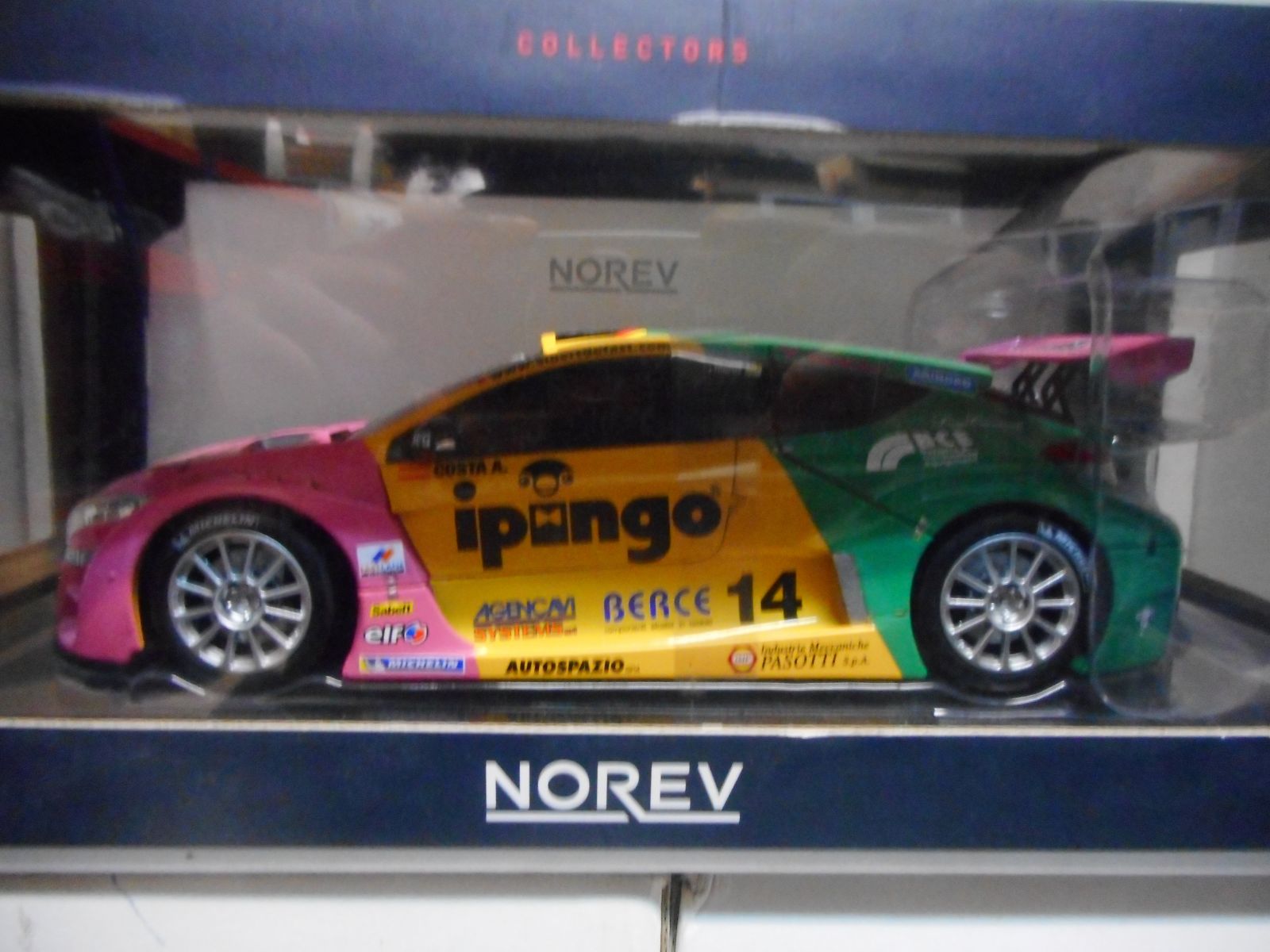 RENAULT MEGANE TROPHY WINNER 2012 TEAM OREGON 1:18 NOREV 185113 - BCN STOCK  CARS