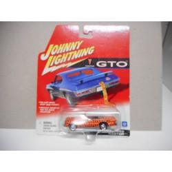 PONTIAC GTO RAGTOP 1965 1:64 JOHNNY LIGHTNING USADO/CARTON MAL