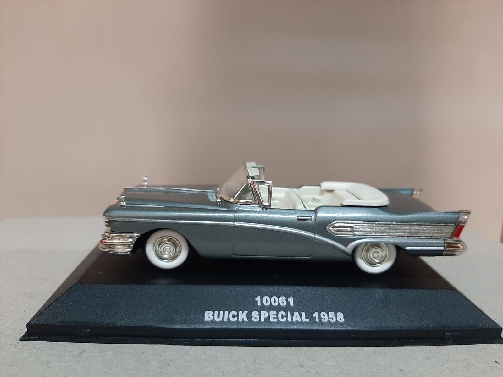 BUICK SPECIAL 1958 1:43 SUN-STAR USADO/EX PRIVADO - BCN STOCK CARS