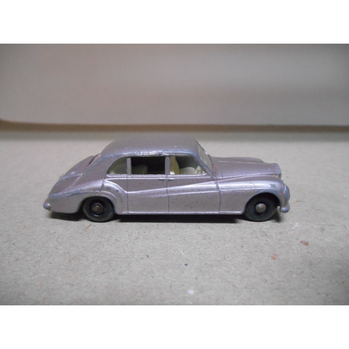 MATCHBOX LESNEY 44 ROLLS ROYCE PHANTOM V 1:64 USADO/NO CAJA - BCN