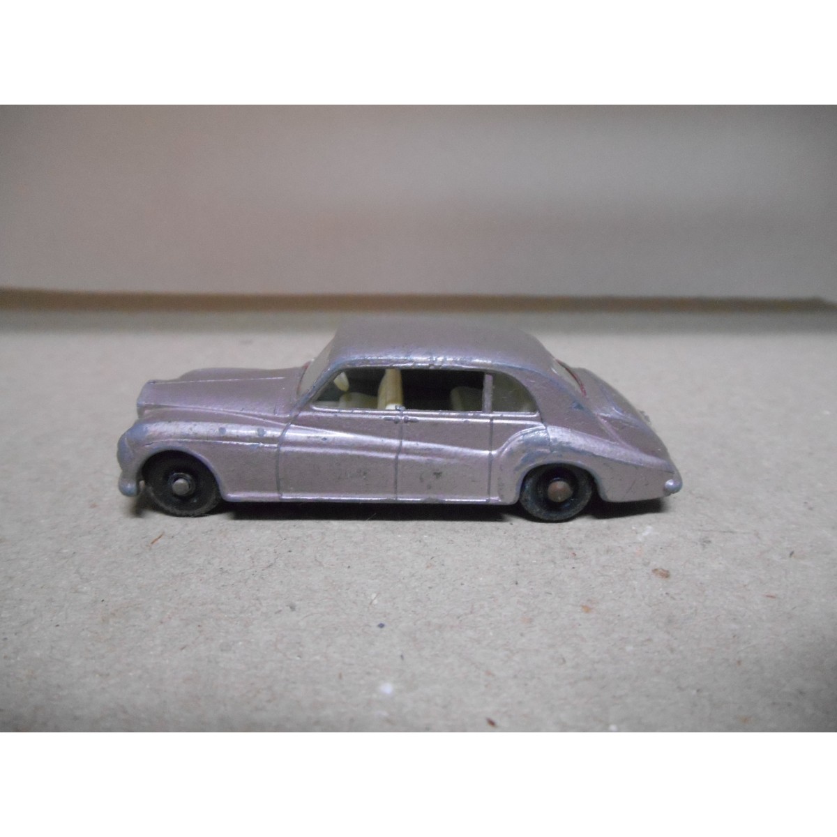 MATCHBOX LESNEY 44 ROLLS ROYCE PHANTOM V 1:64 USADO/NO CAJA - BCN