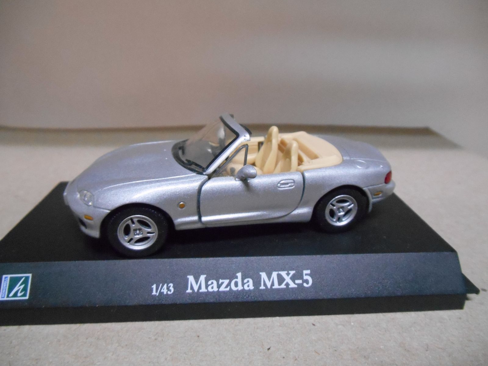 MAZDA MX-5 MIATA 1998 SILVER 1:43 HONGWELL USADO/NO CAJA - BCN STOCK CARS