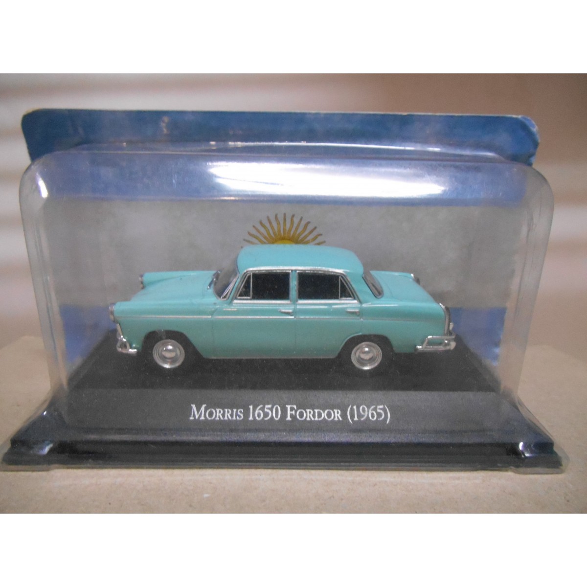 MORRIS 1650 FORDOR 1965 ARGENTINA INOLVIDABLES 1:43 SALVAT IXO - BCN ...