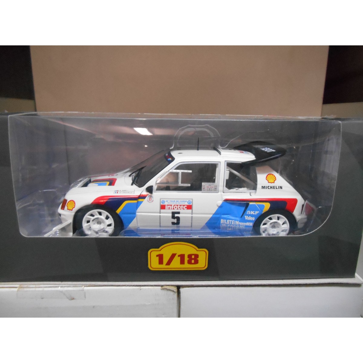 PEUGEOT 205 T16 E2 RALLY TOUR CORSE 1986 SABY 1:18 ALTAYA IXO