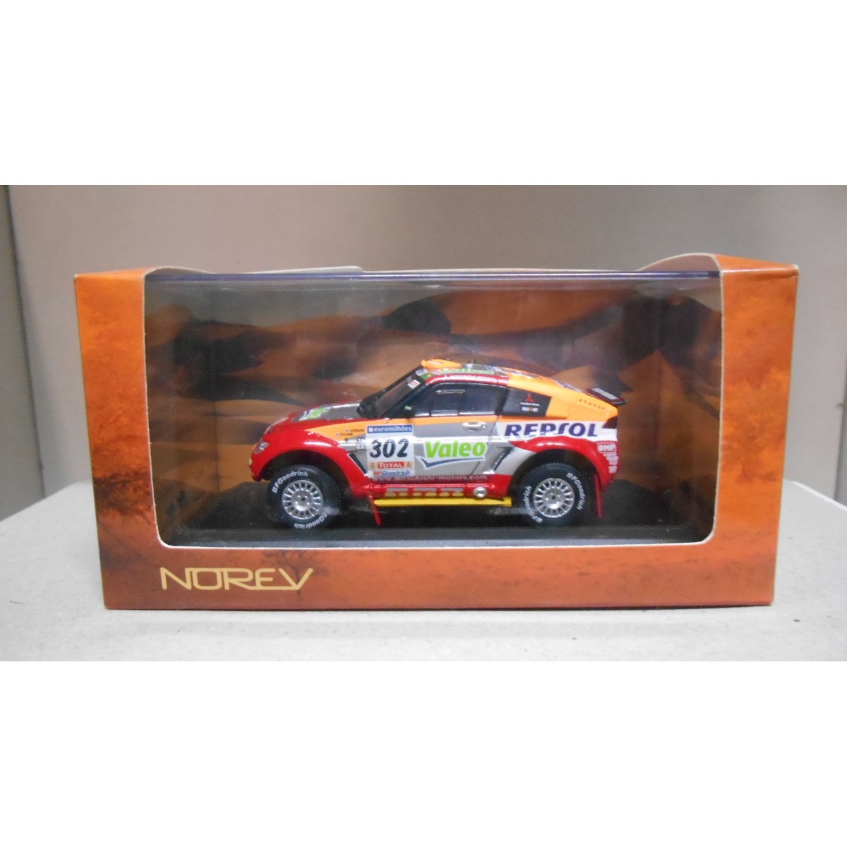 Mitsubishi Pajero Dakar 2006 1/43