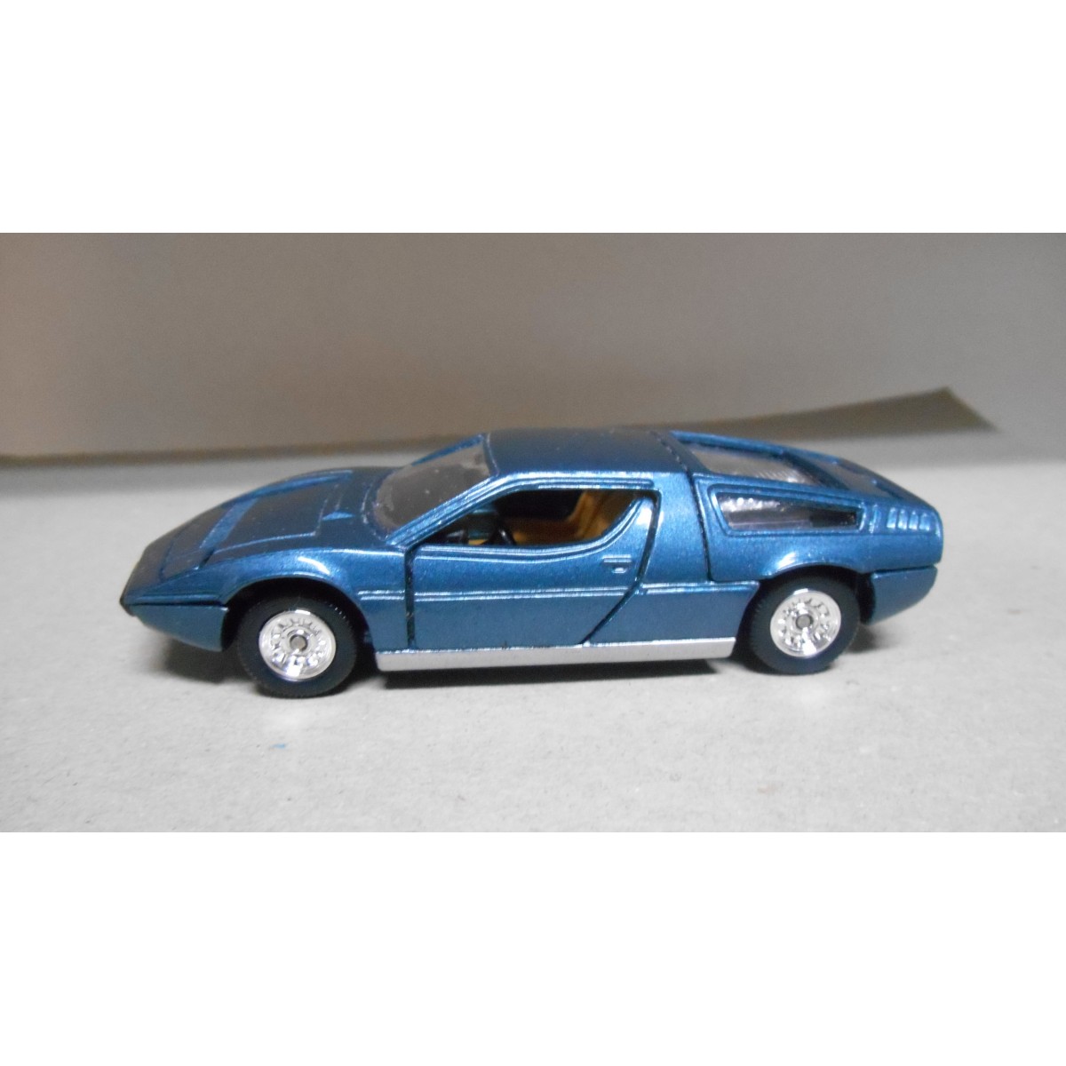 MASERATI BORA 1:45 TOMICA DANDY - BCN STOCK CARS