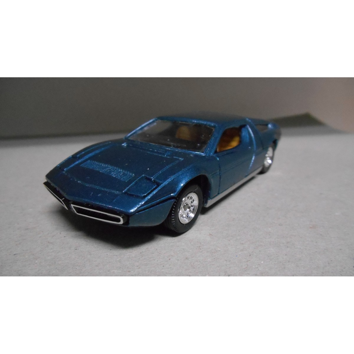 MASERATI BORA 1:45 TOMICA DANDY - BCN STOCK CARS