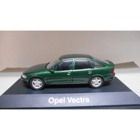 OPEL VECTRA B GREEN 1:43 SCHUCO