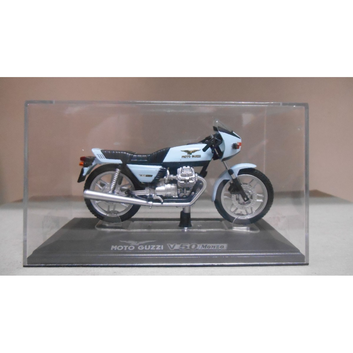 MOTO GUZZI V50 MONZA MOTO/BIKE 1:24 STARLINE MODELS - BCN STOCK CARS