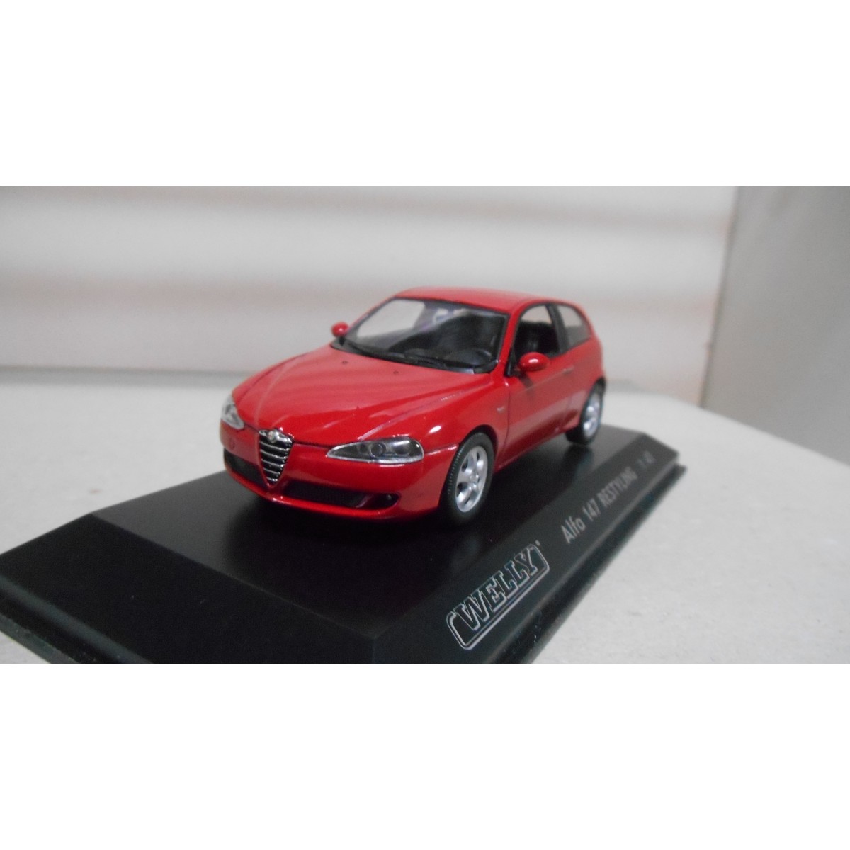 ALFA ROMEO 147 RESTYLING RED 1:43 WELLY - BCN STOCK CARS