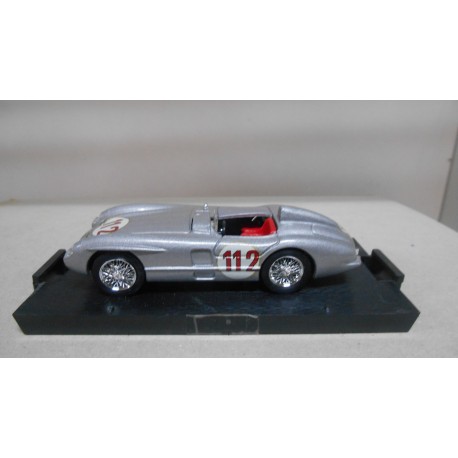 MERCEDES-BENZ 300 SLR TARGA FLORIO 1955 J.M.FANGIO 1:43 BRUMM