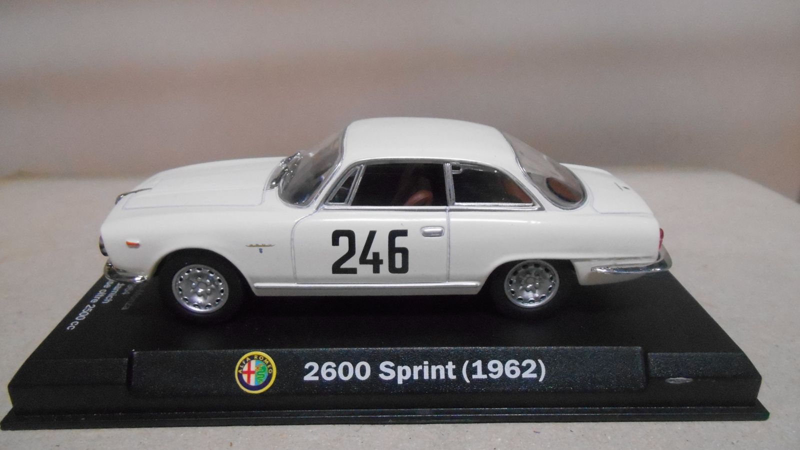 ALFA ROMEO 2600 SPRINT 1962 TROFEO JOLLY CLUB-MONZA 1:43 M4 HACHETTE - BCN  STOCK CARS