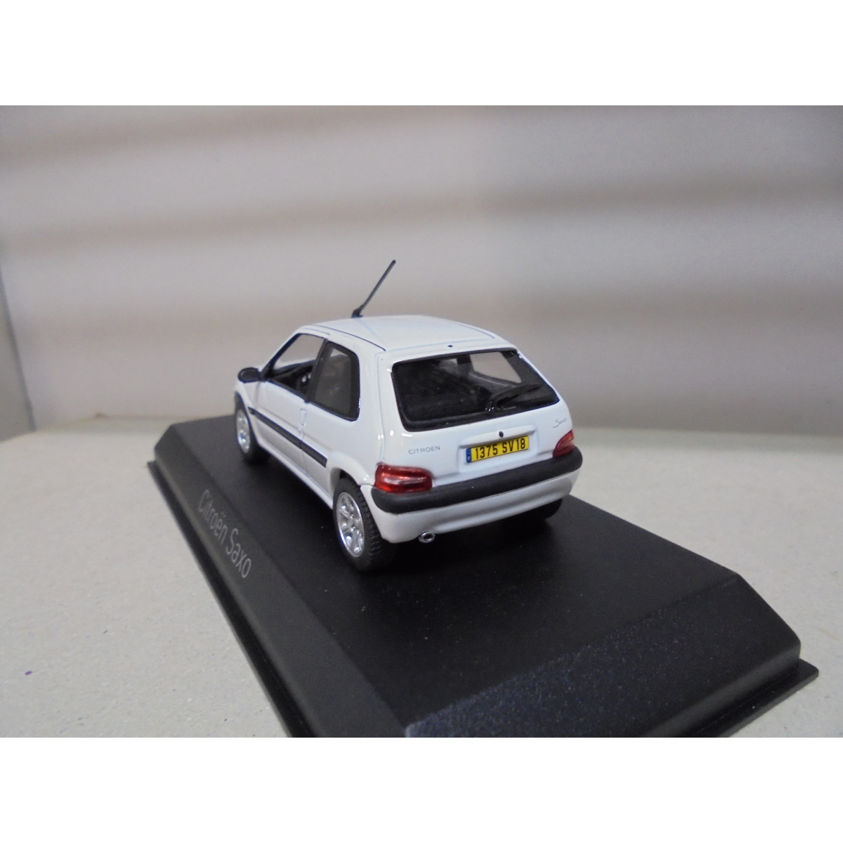 Citroën Saxo VTS 2000 White 1:43