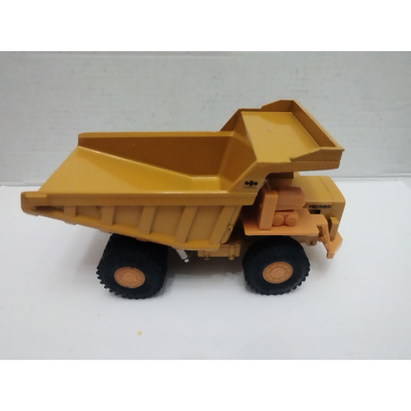 KOMATSU HD320-2 DUMPER TRUCK 1:60 DIAPET T-56 YONEZAWA