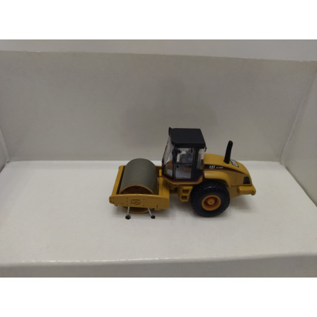 CATERPILLAR CAT CS-563E SMOOTH DRUM VIBRATORY SOIL COMPACTOR 1:87 H0 NORSCOT