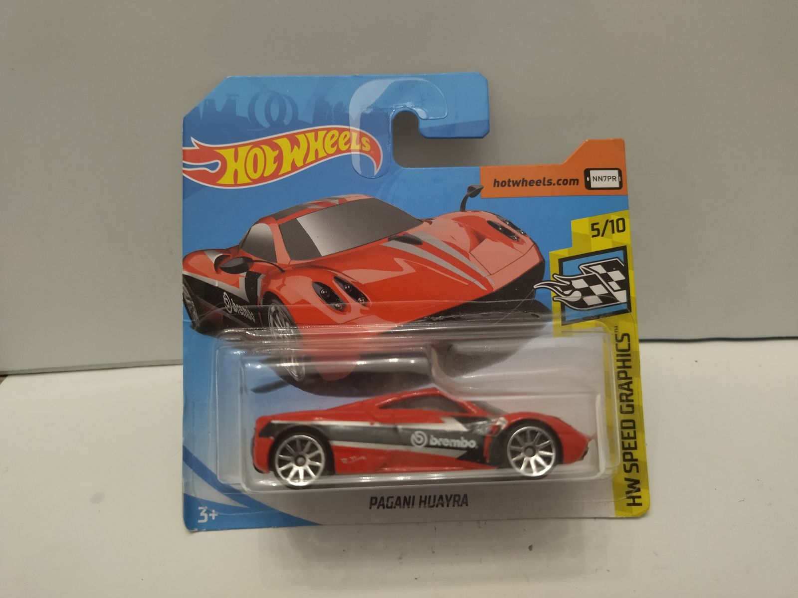 Hot wheels hot sale pagani huayra brembo